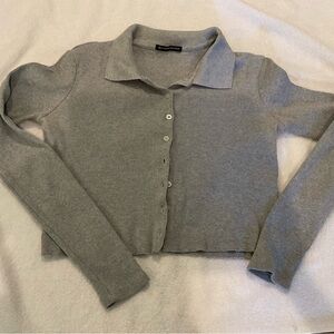 Brandy Melville Heather Gray Ribbed Cropped Button Up Sweater One Size